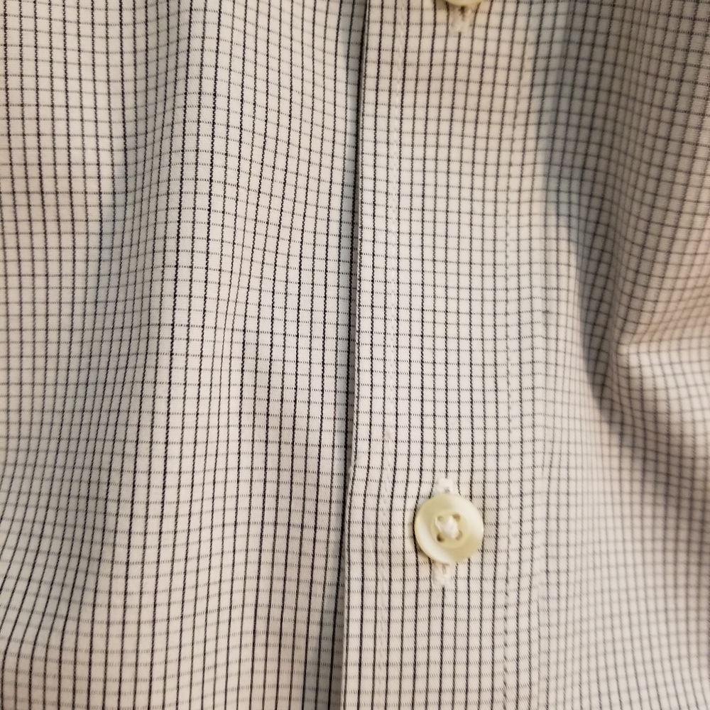 Gap Striped/Lined Men's Large Button Down - Picture 4 of 7